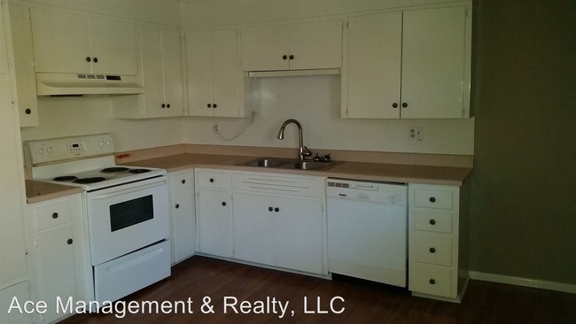Building Photo - 3 br, 2 bath House - 1612 5th Ave SW