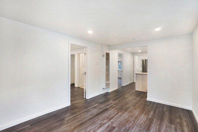 Foto del edificio - 1534 Woolsey St