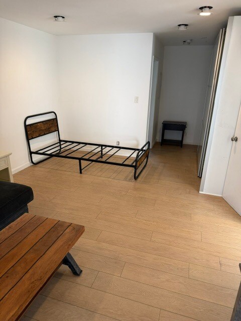 Habitación más grande: capacidad para 2 personas. - 11 20th Ave