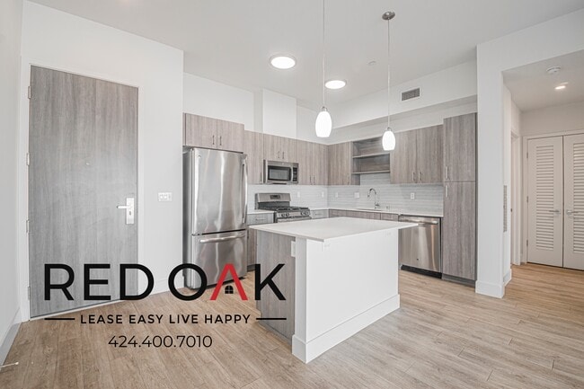 Foto del edificio - 1331 W 7th St