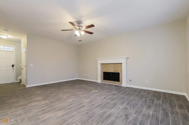 Building Photo - 123 Mcgregor Ln