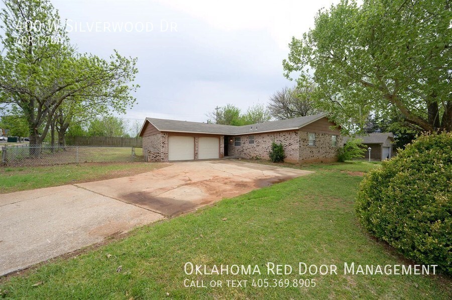 Foto principal - 400 W Silverwood Dr