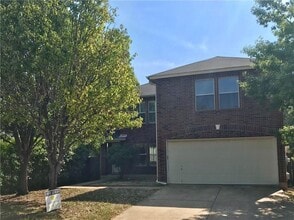 Building Photo - 2516 Stapleford Dr