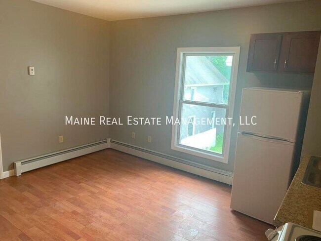 Foto del edificio - 380 Hammond St