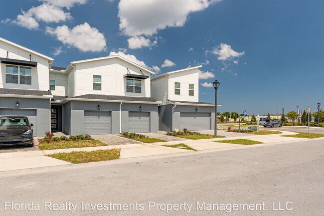 Building Photo - 3 br, 2.5 bath House - 811 Spring Palms Loop