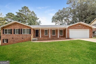 Building Photo - 1420 Denfield Ct