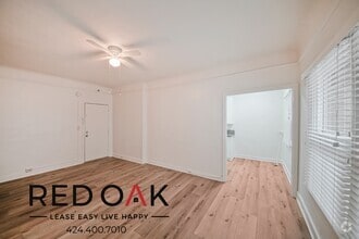 Building Photo - 454 S Catalina St