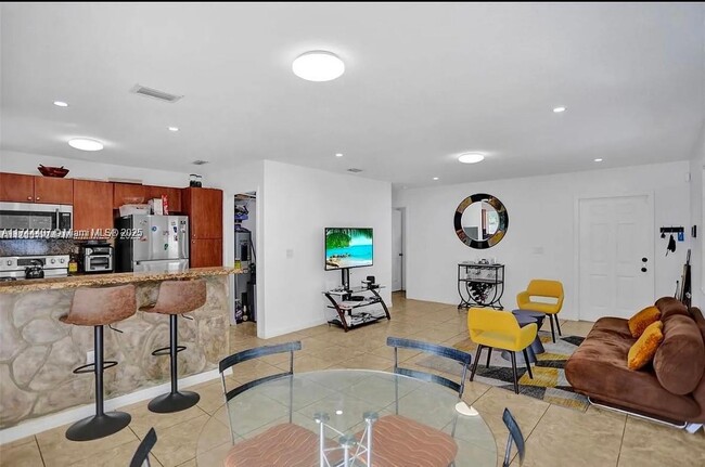 Foto del edificio - 420 NW 51st St