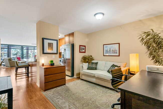 Foto del edificio - 4808 N 24th St