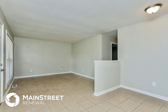 Building Photo - 23 Jamestown Dr
