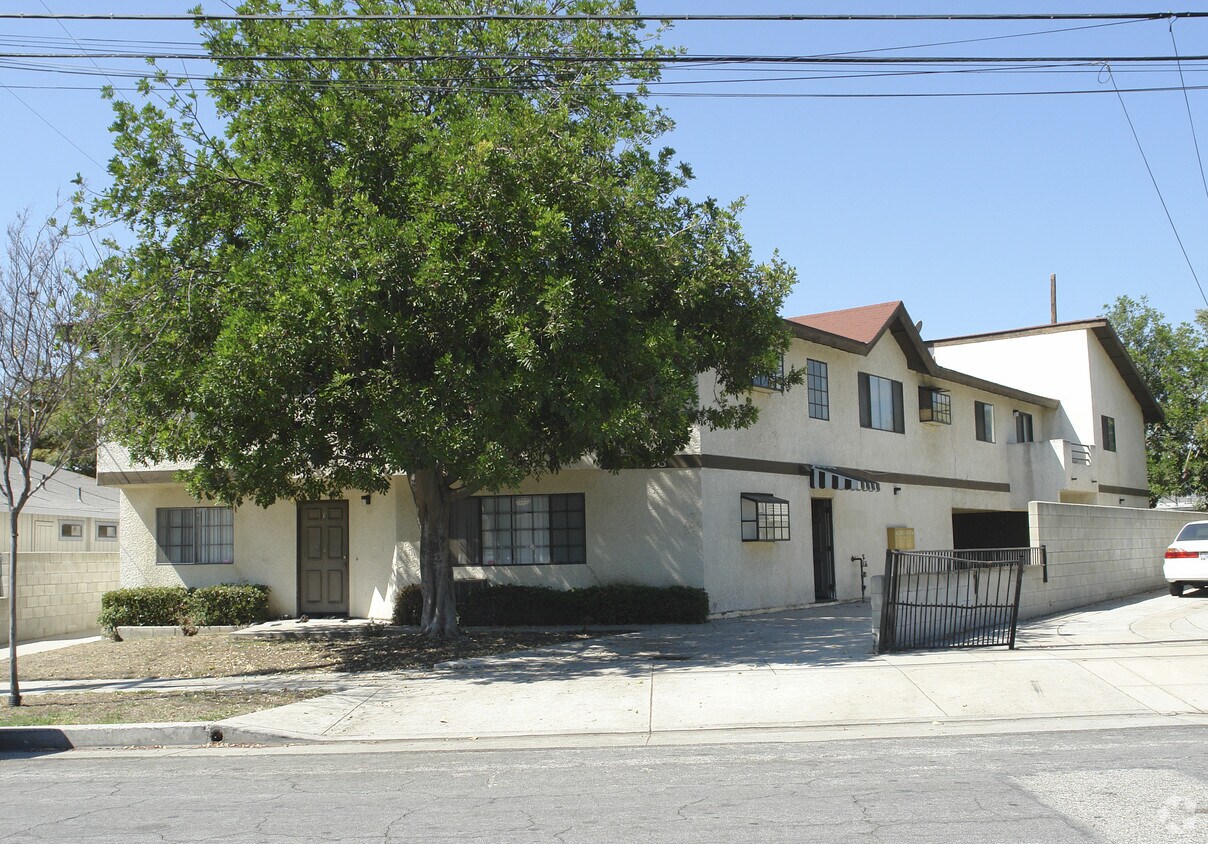 833 N 1st St, Alhambra, CA 91801 Apartments 833 N 1st St Alhambra, CA
