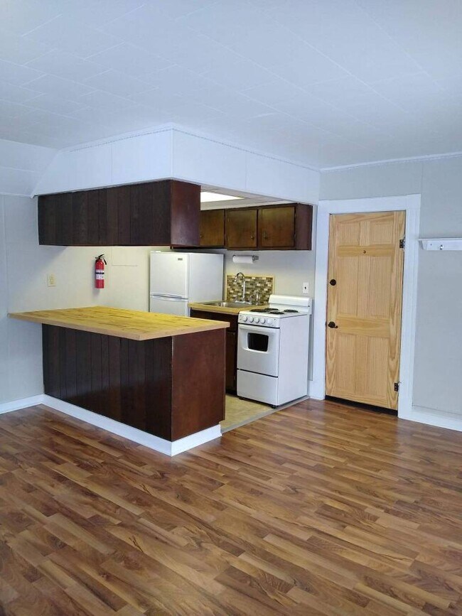Foto del edificio - 321 Ives Ave