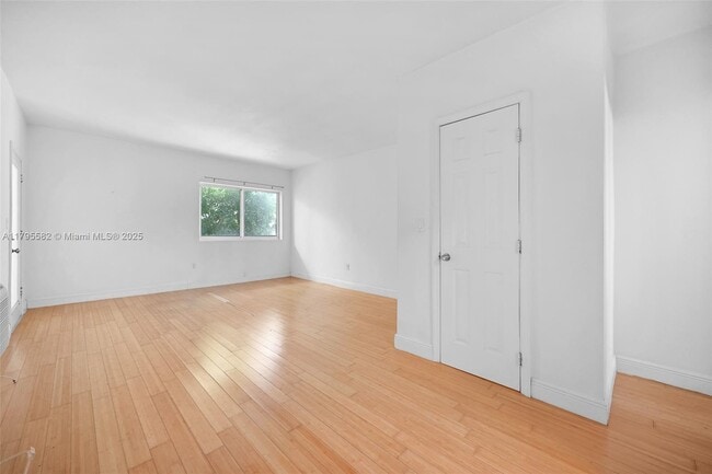 Foto del edificio - 320 85th St