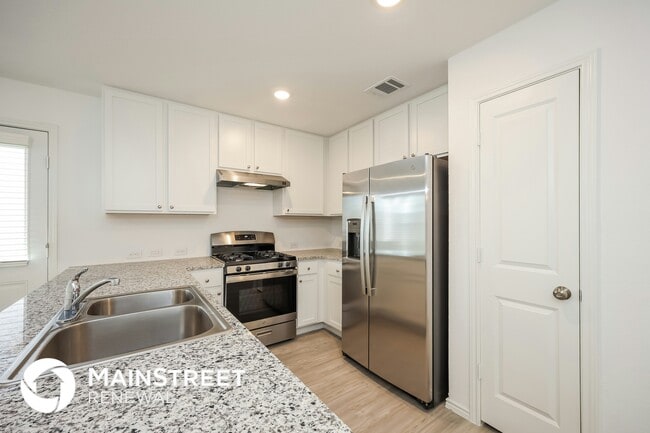 Building Photo - 13815 Goat Cv