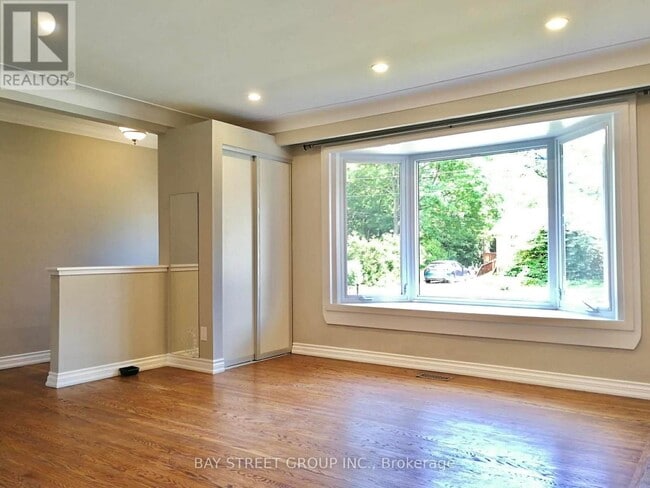 Building Photo - 3169 Willow Ln