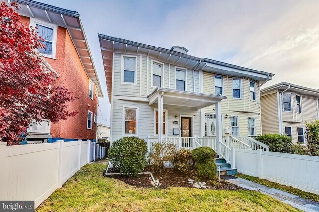 Building Photo - 5415 Illinois Ave NW