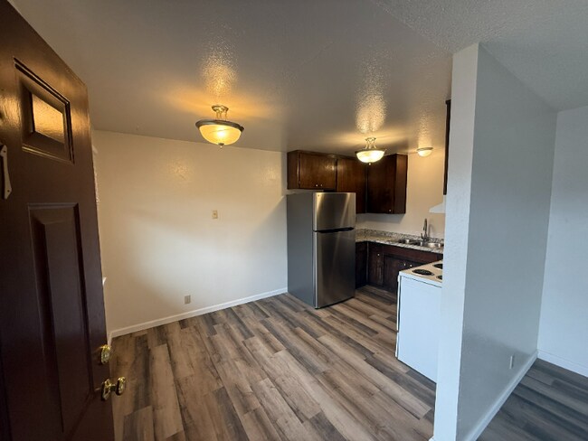 Building Photo - 1226 East St