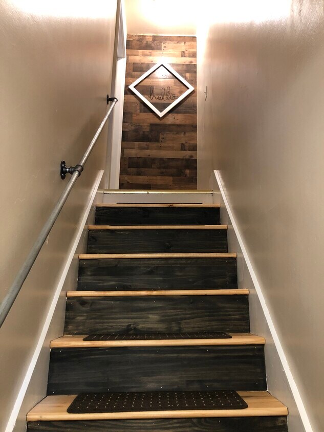 110 Cottage Grv Unit 2, Burlington, VT 05408 Apartments in