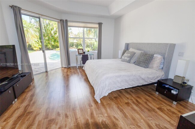 Foto del edificio - 280 Landings Blvd