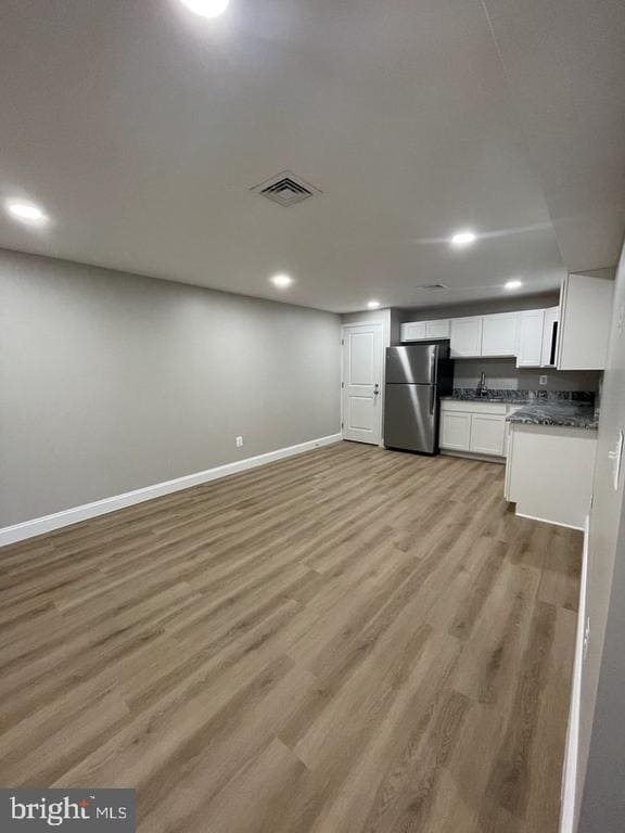 Building Photo - 400 Granville Dr