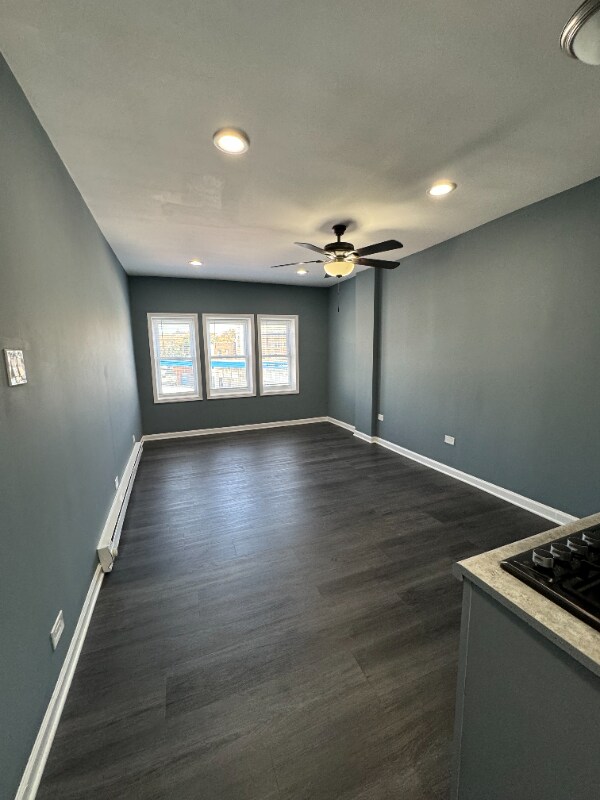 Foto del edificio - 2624 N Milwaukee Ave