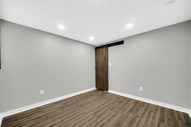 Building Photo - Rent to own property in the heart of Gary!