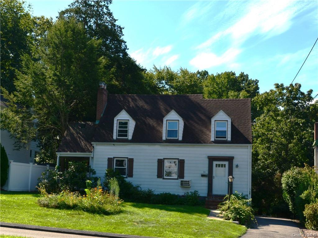 Primary Photo - 16 Ridge Blvd