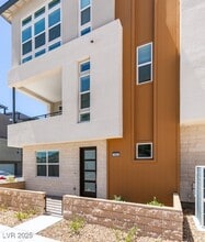 Building Photo - 3343 Birdseye Maple Ave