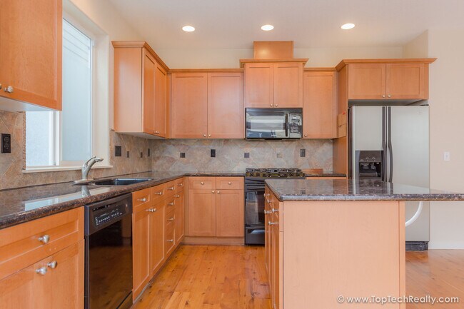Foto del edificio - 182 NW 209th Ave