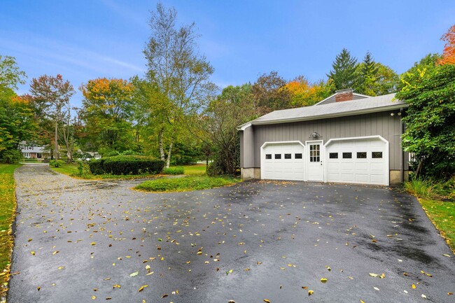 Building Photo - Beautiful Andover Single Family Home