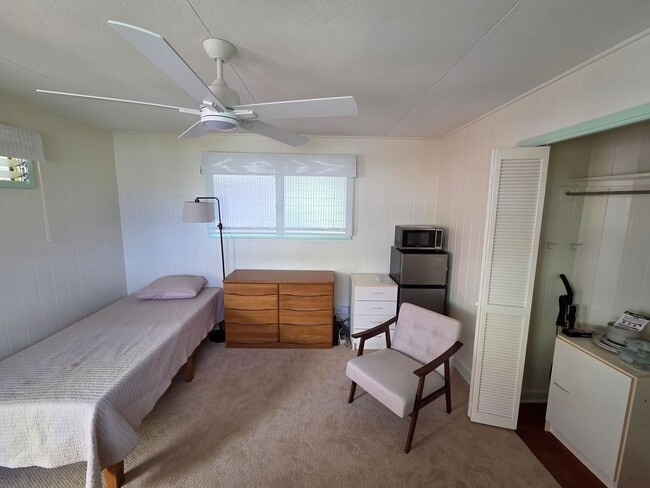 Building Photo - Charming Furnished room for rent with Private Entrance | Wilhelmina Rise