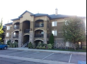 Building Photo - 378 S 2150 W