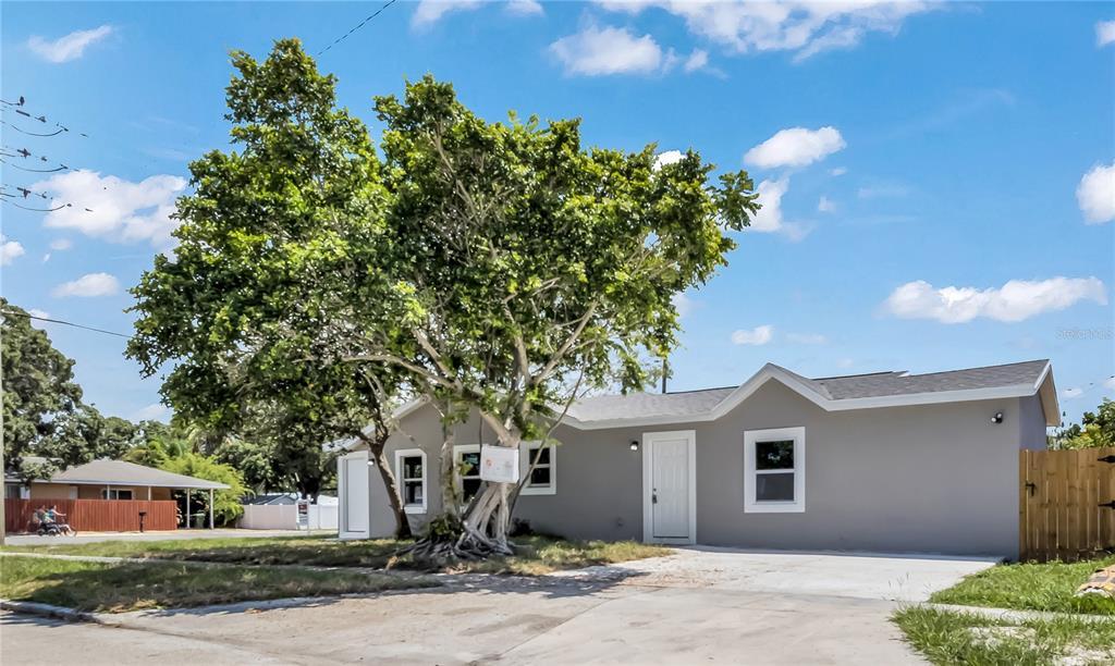Primary Photo - 2944 Bahia Vista St