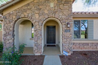 Building Photo - 2528 S Portland Ave Building Photo - 2528 S Portland Ave