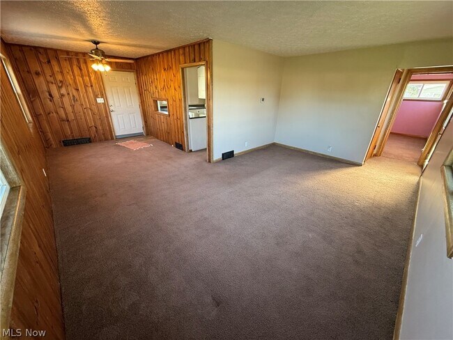 Foto del edificio - 2024 Delaware Dr SE