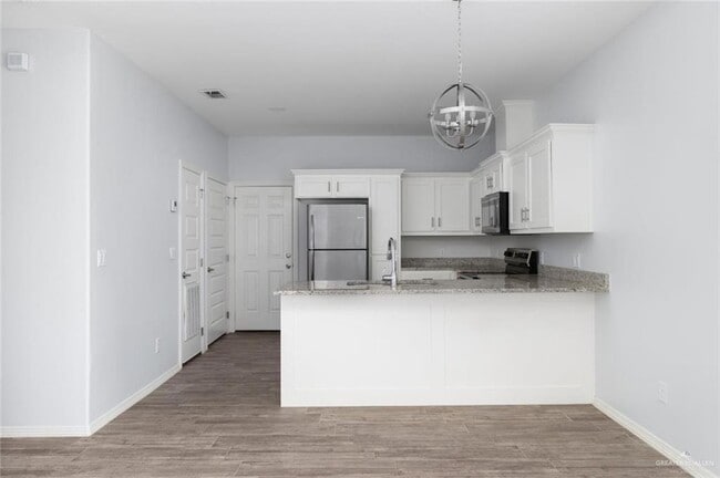 Building Photo - 10 Retama Ln