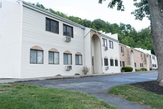 Building Photo - 33 Scarborough Ln