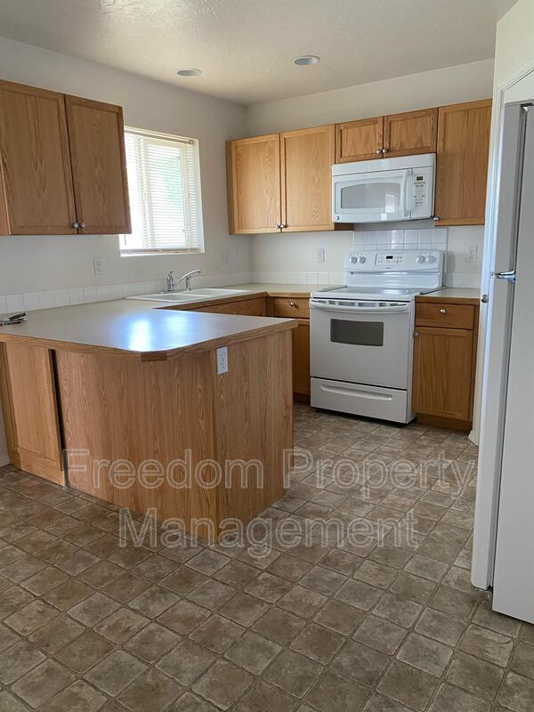 Foto del edificio - 1151 NE Trailridge Ct