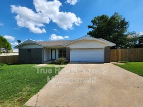 Building Photo - 13423 State Hwy 3w Ct