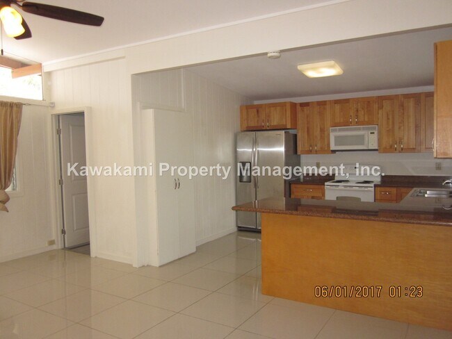 Foto del edificio - Clean, Conveniently Located, Hidden Gem, Pet OK.