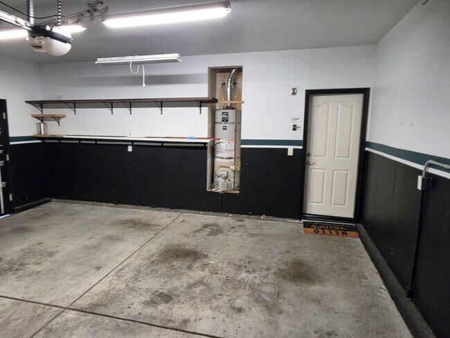 Building Photo - 3208 St Ann Way