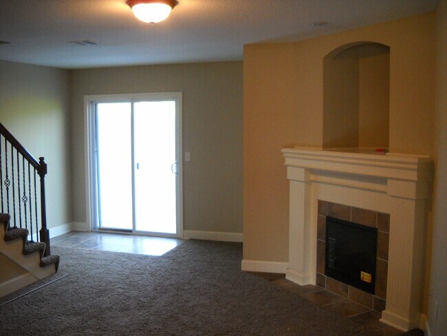Foto del edificio - 3 Bedroom , 2.5 Bath Oak Valley Townhouse