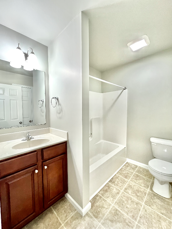 Building Photo - 123 High Pointe Dr