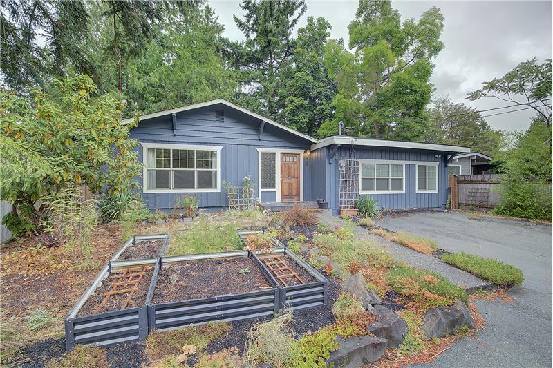 Foto principal - 816 NE 120th St