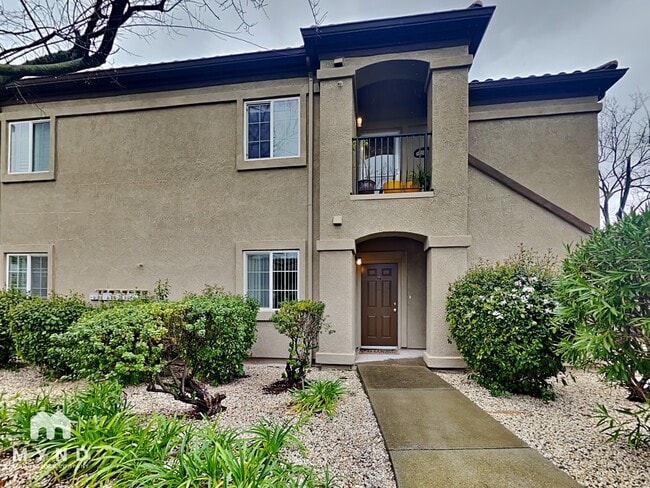 Building Photo - 4200 E Commerce Way