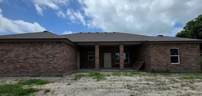 Building Photo - 13602 River Forest Dr