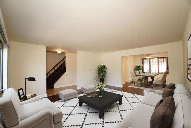 Foto del edificio - 737 Elder Ln