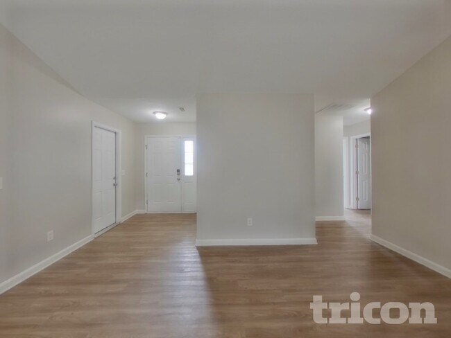 Foto del edificio - 4 Sweetberry Ct