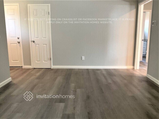 Foto del edificio - 2042 Robin Dr