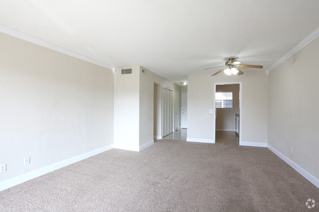 Interior Photo - Scotsdale Terrace